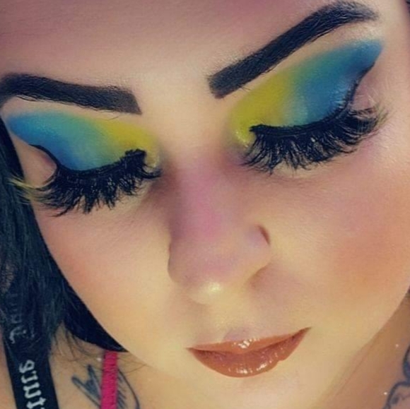 Everyday Lash Bundles - Mystery Box - Picture 10 of 16